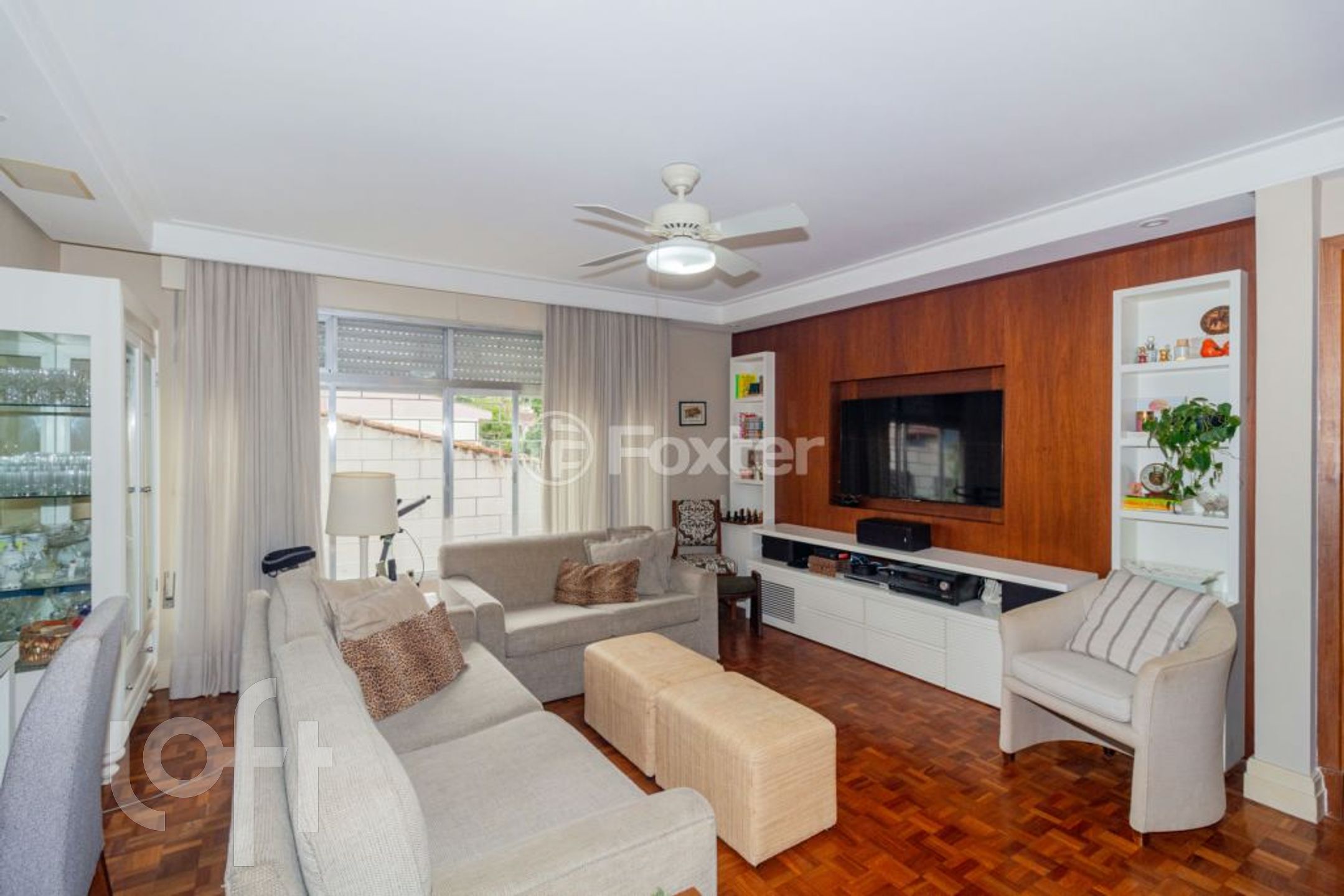 Apartamento com 105m², 2 dormitórios, 2 vagas, Jardim Botânico em Porto Alegre