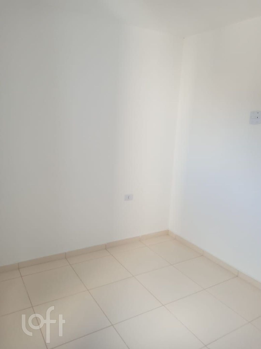 Apartamento à venda com 2 quartos, 37m² - Foto 2