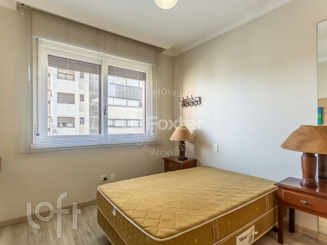 Apartamento com 226m², 3 dormitórios, 1 suíte, 3 vagas, Petrópolis em Porto Alegre