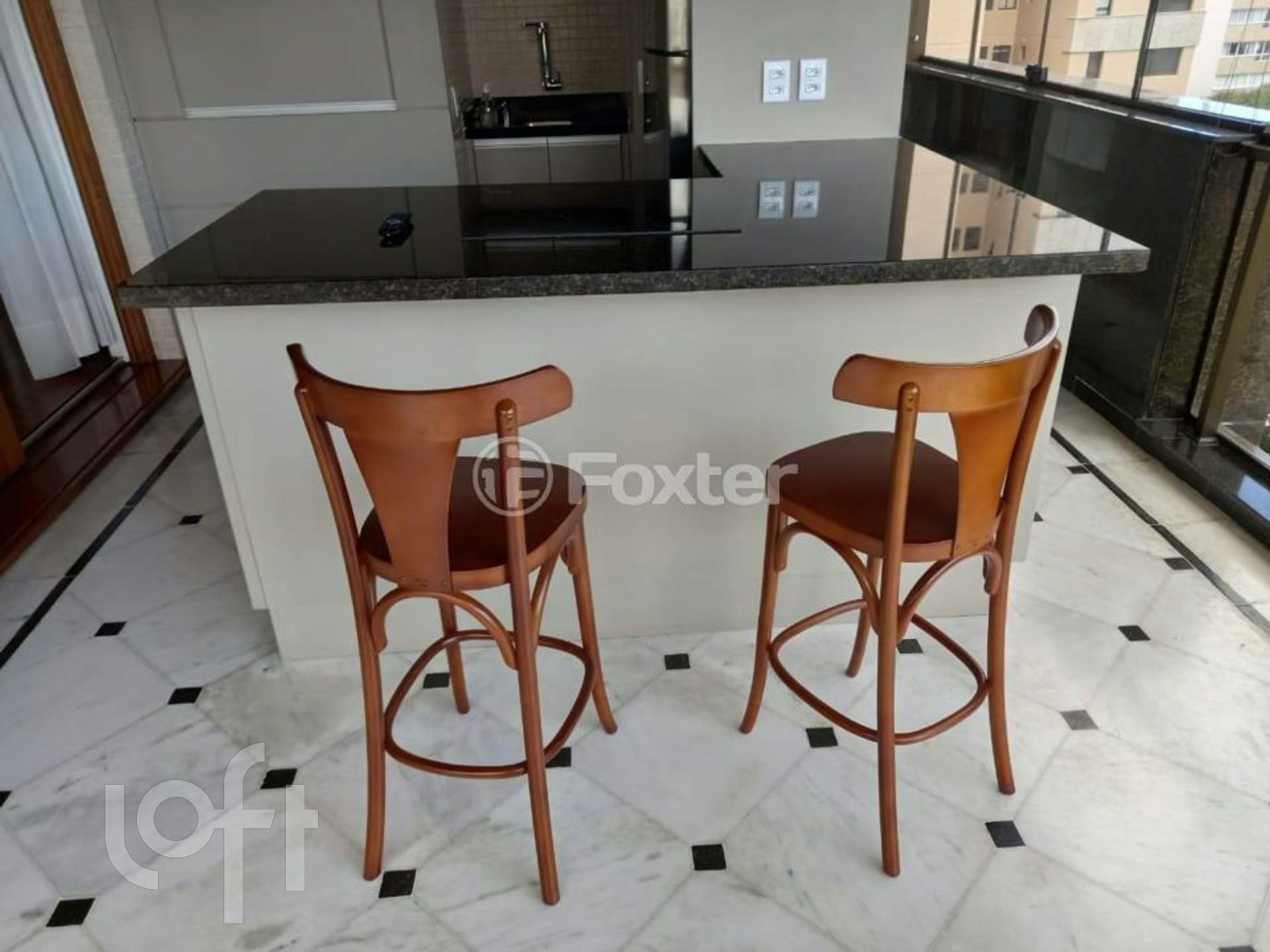 Apartamento com 226m², 3 dormitórios, 1 suíte, 3 vagas, Petrópolis em Porto Alegre