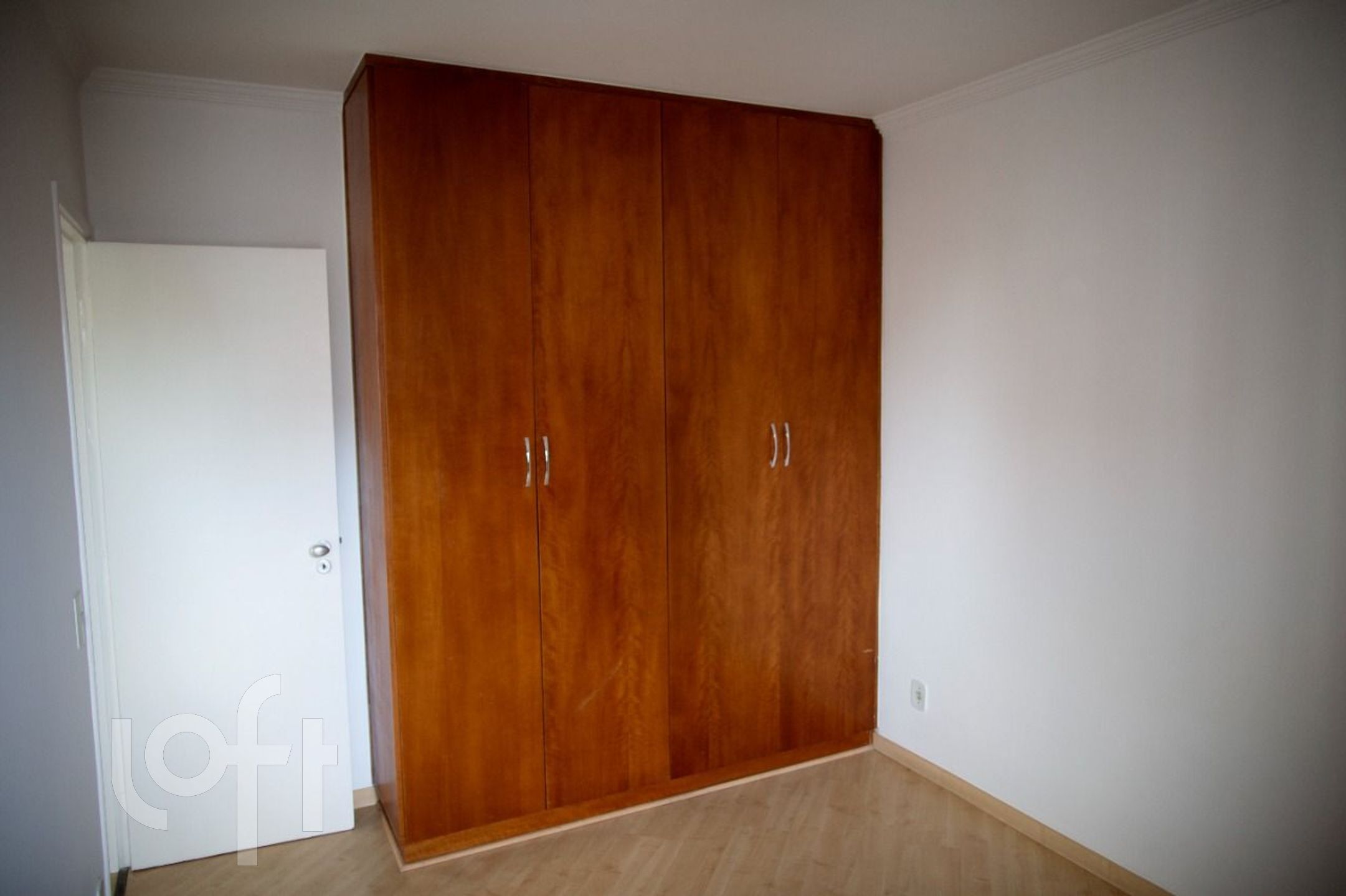 Apartamento à venda com 1 quarto, 55m² - Foto 11