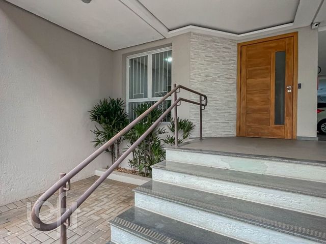 Apartamento com 71m², 2 dormitórios, 1 suíte, 1 vaga, Cristo Redentor em Porto Alegre