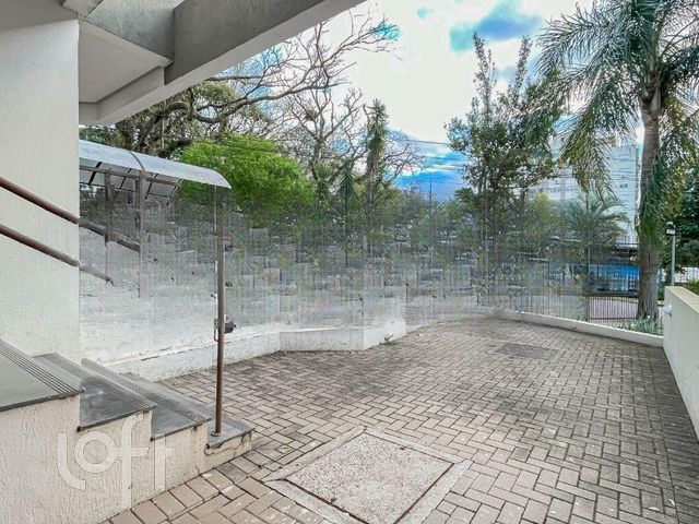 Apartamento com 71m², 2 dormitórios, 1 suíte, 1 vaga, Cristo Redentor em Porto Alegre