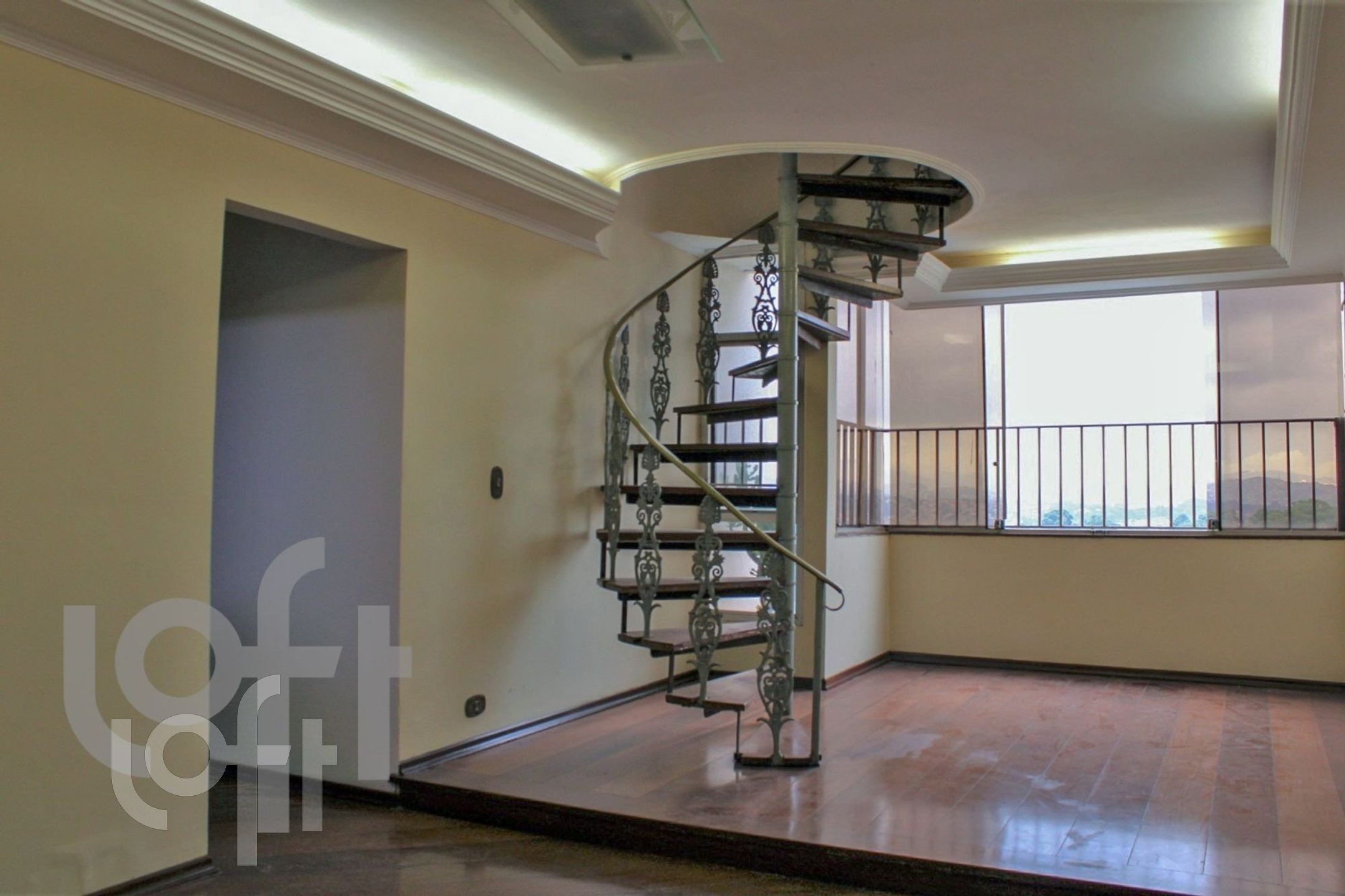 Apartamento à venda em Tucuruvi com 162 m², 3 quartos, 1 suíte, 1 vaga