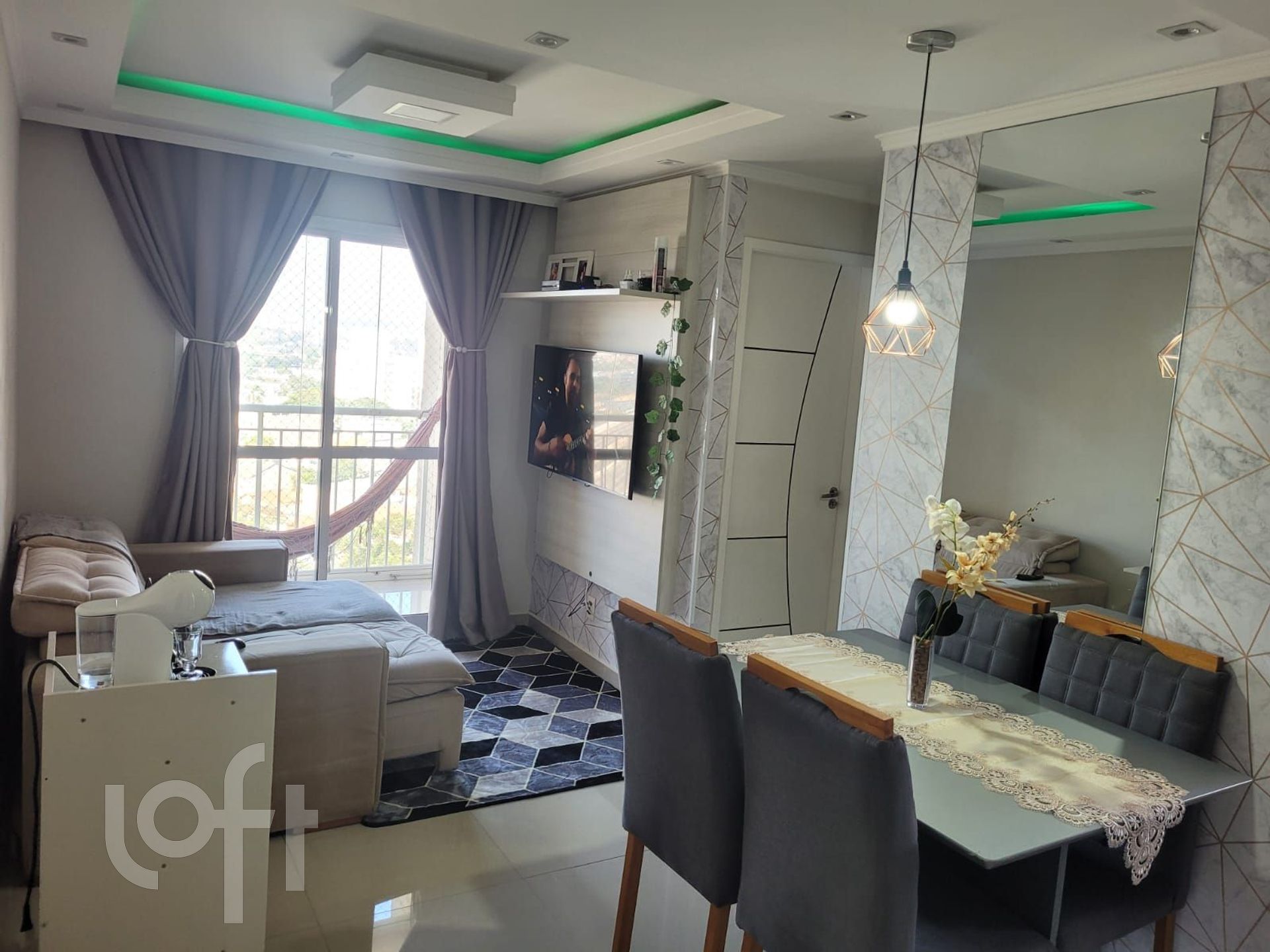 Apartamento à venda com 2 quartos, 47m² - Foto 2