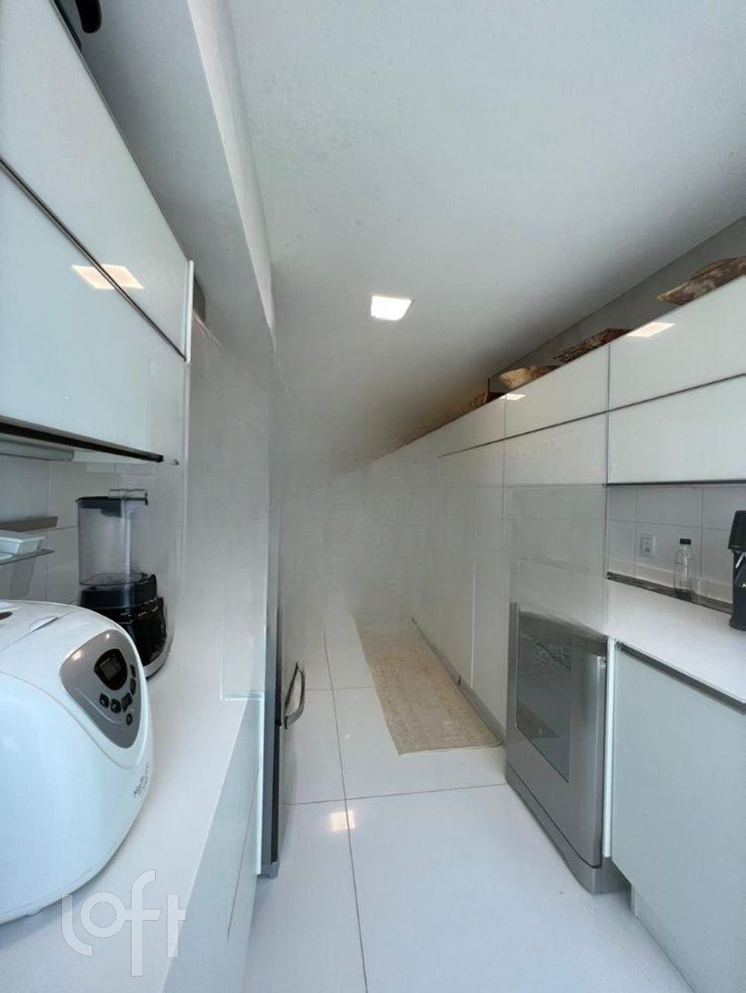 Apartamento à venda com 4 quartos, 376m² - Foto 4