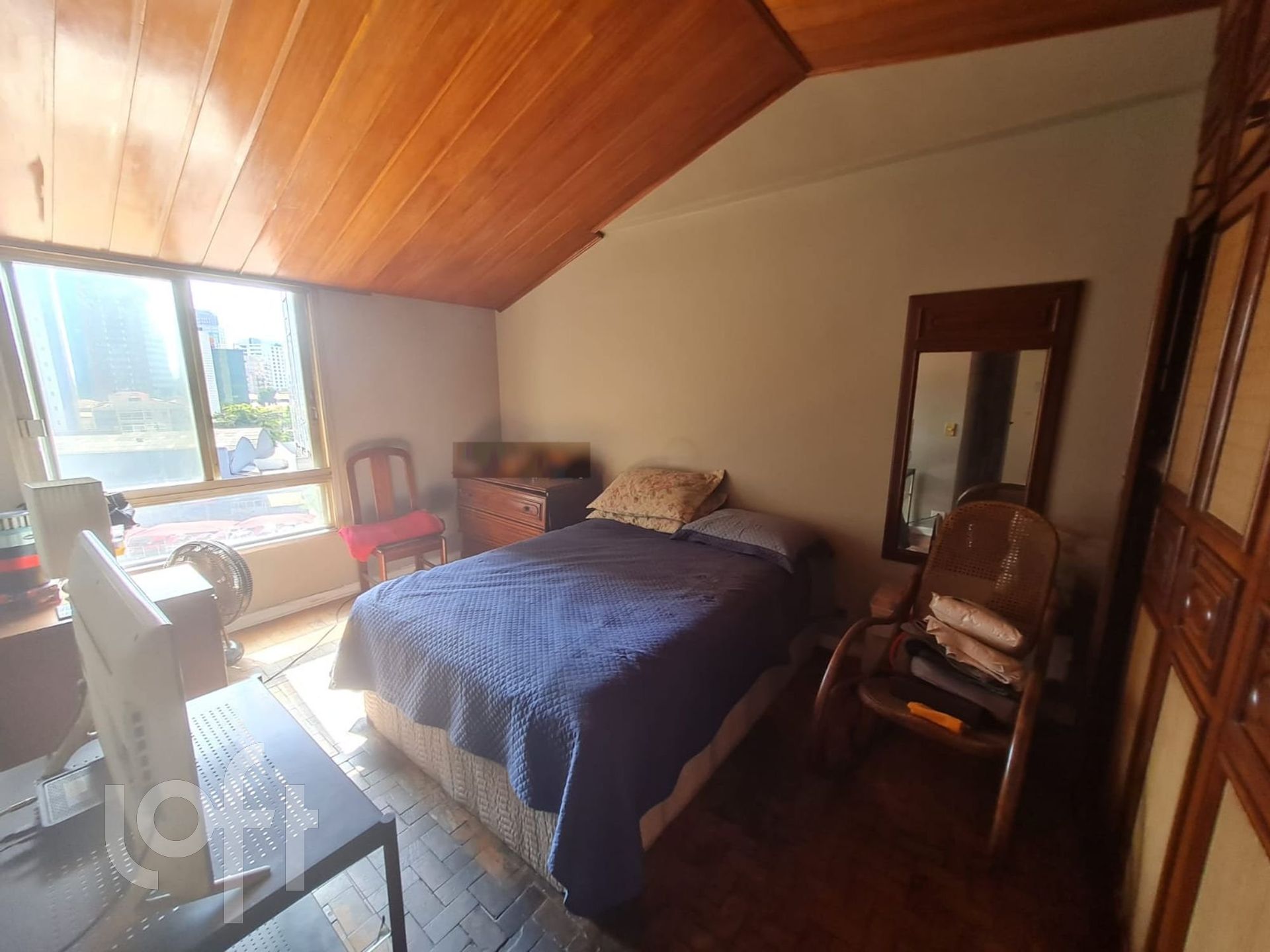 Apartamento à venda com 3 quartos, 111m² - Foto 4