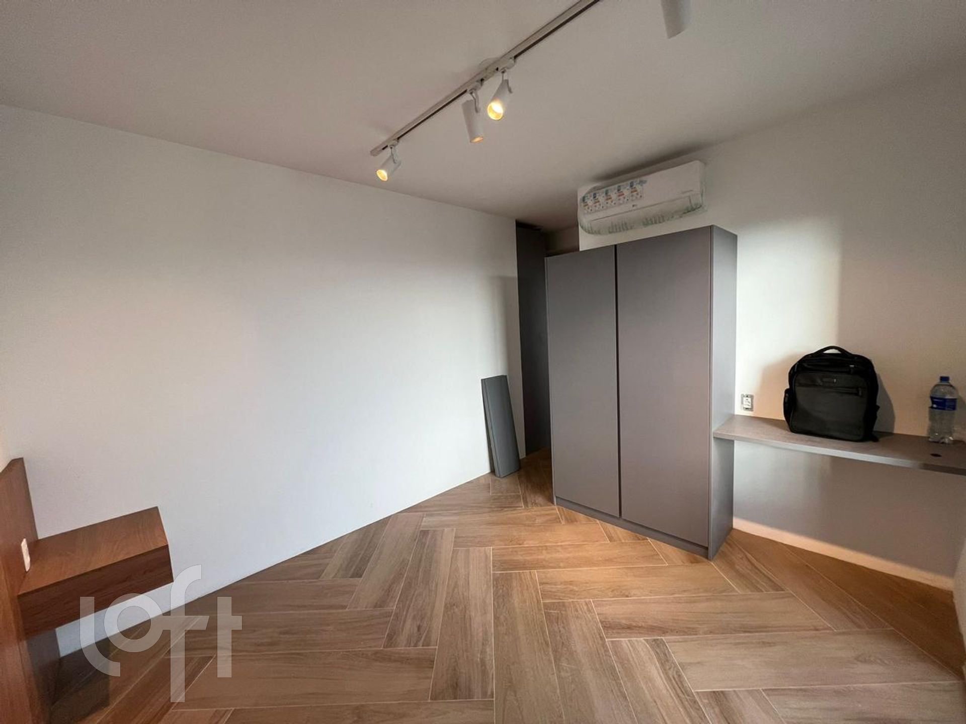 Apartamento à venda com 2 quartos, 71m² - Foto 17