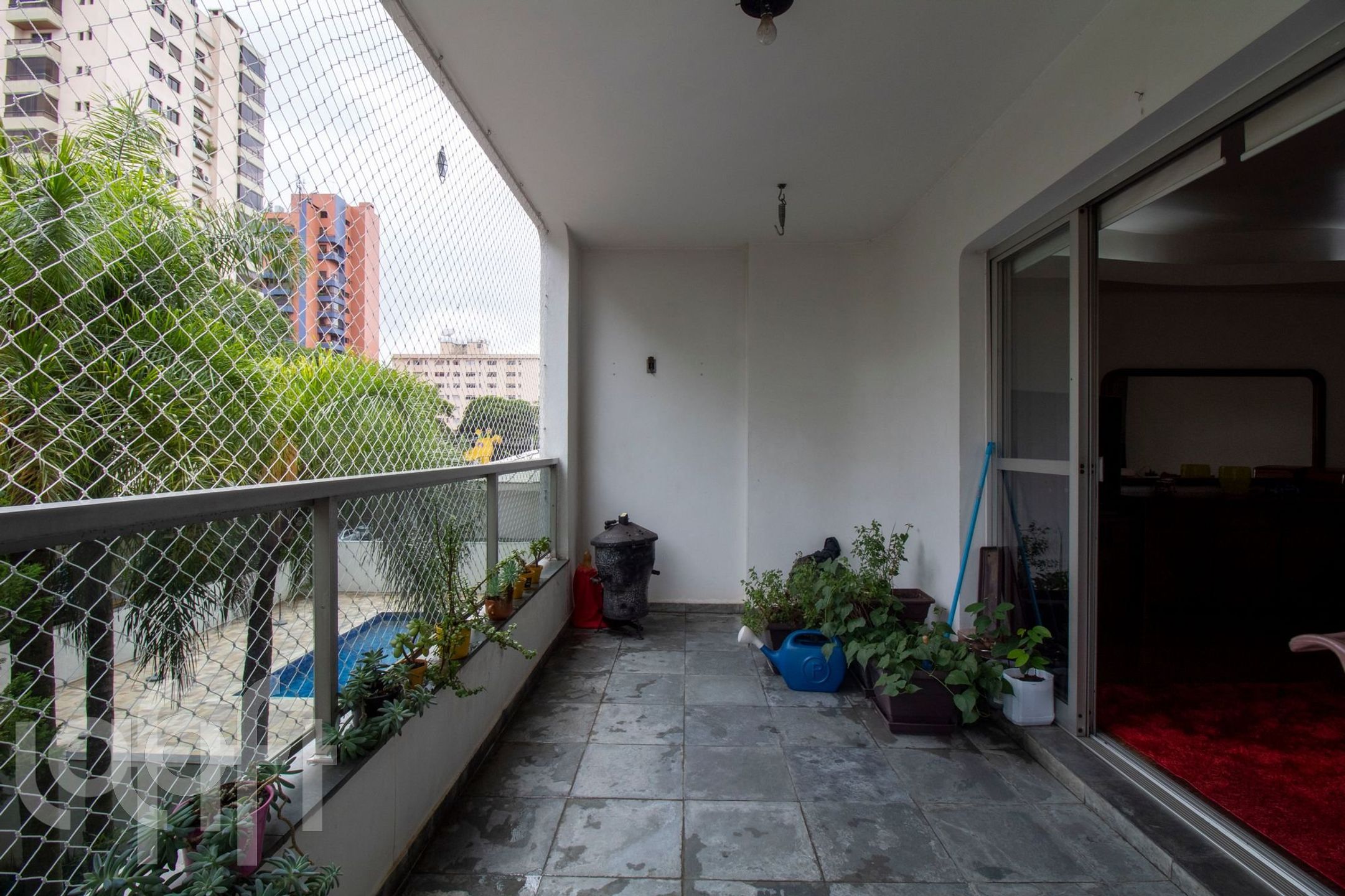 Apartamento à venda com 4 quartos, 196m² - Foto 25