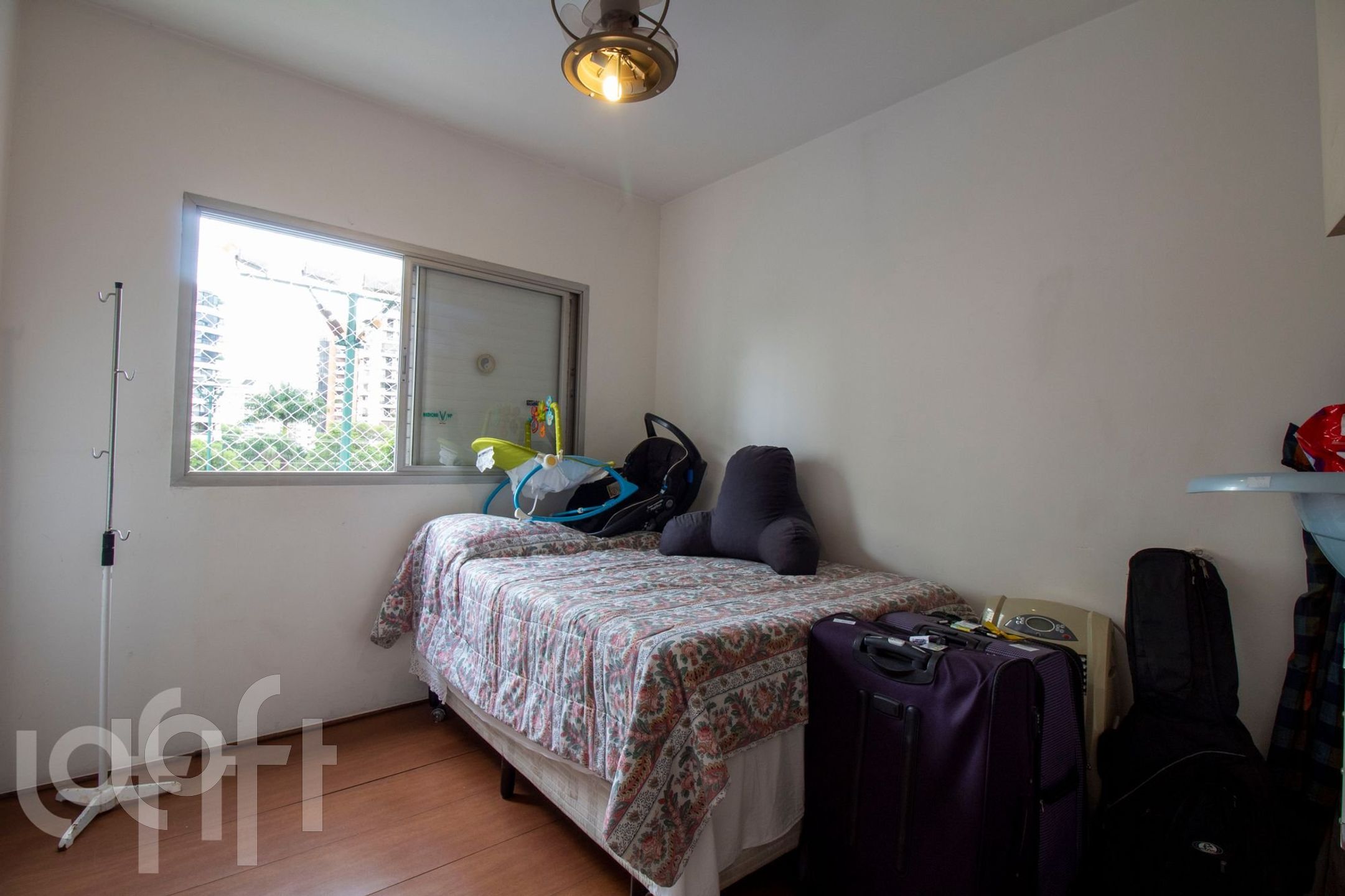 Apartamento à venda com 4 quartos, 196m² - Foto 17