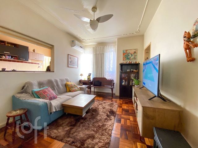 Apartamento com 74m², 2 dormitórios, Rio Branco em Porto Alegre