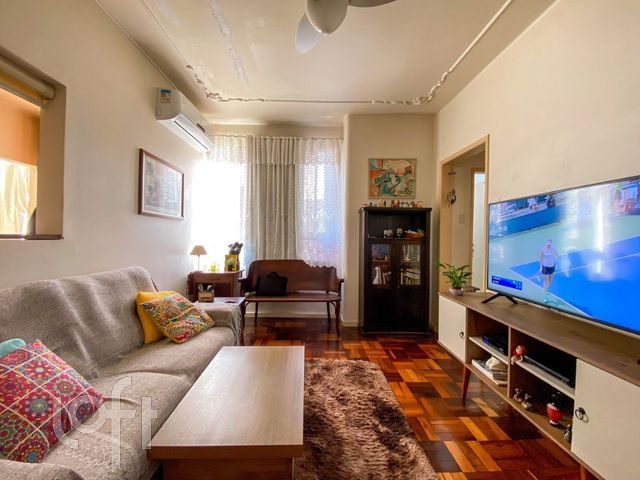 Apartamento com 74m², 2 dormitórios, Rio Branco em Porto Alegre