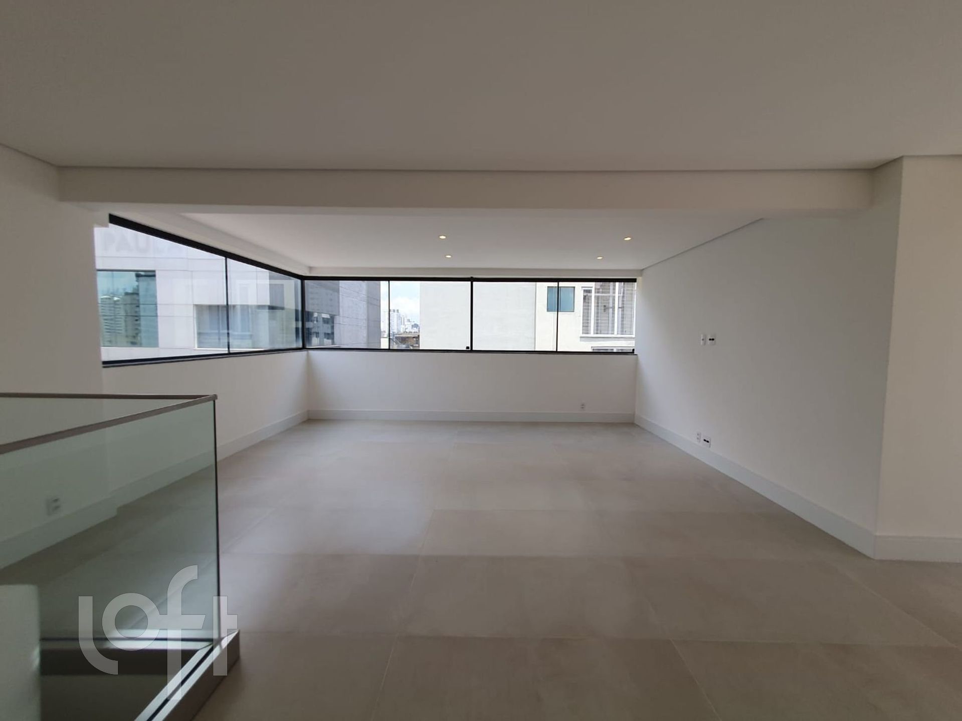 Apartamento à venda com 3 quartos, 170m² - Foto 10