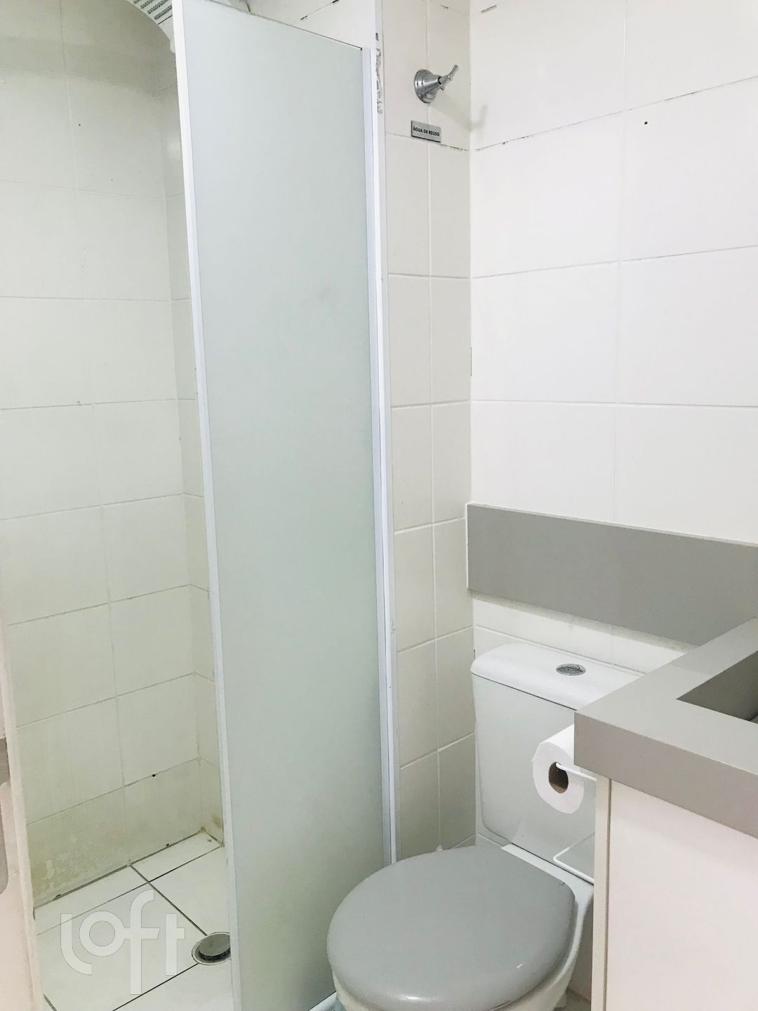 Apartamento à venda com 2 quartos, 40m² - Foto 11