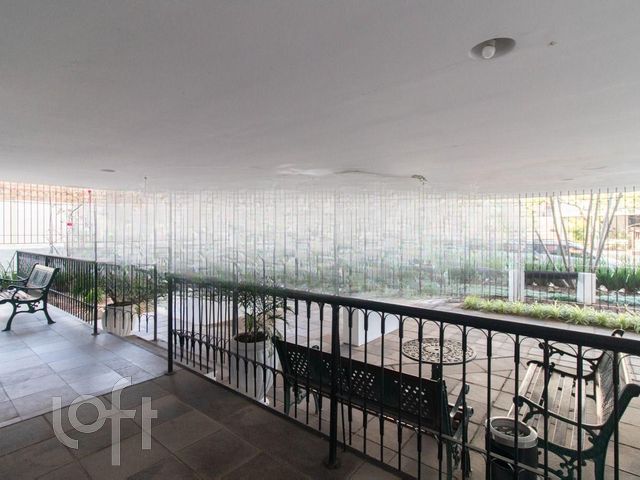 Apartamento com 117m², 2 dormitórios, 1 suíte, Menino Deus em Porto Alegre