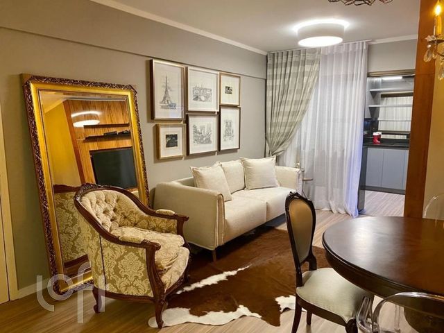 Apartamento com 86m², 2 dormitórios, 1 suíte, 1 vaga, Bom Fim em Porto Alegre