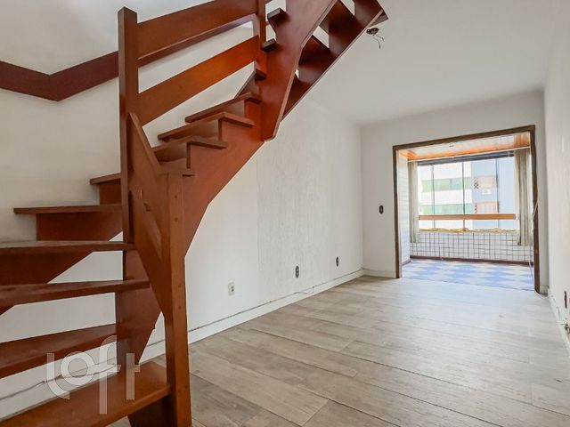 Apartamento com 156m², 2 dormitórios, 1 suíte, 2 vagas, Cristo Redentor em Porto Alegre