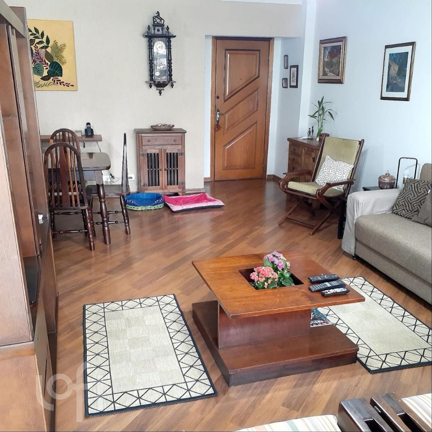 Apartamento à venda com 3 quartos, 138m² - Foto 2