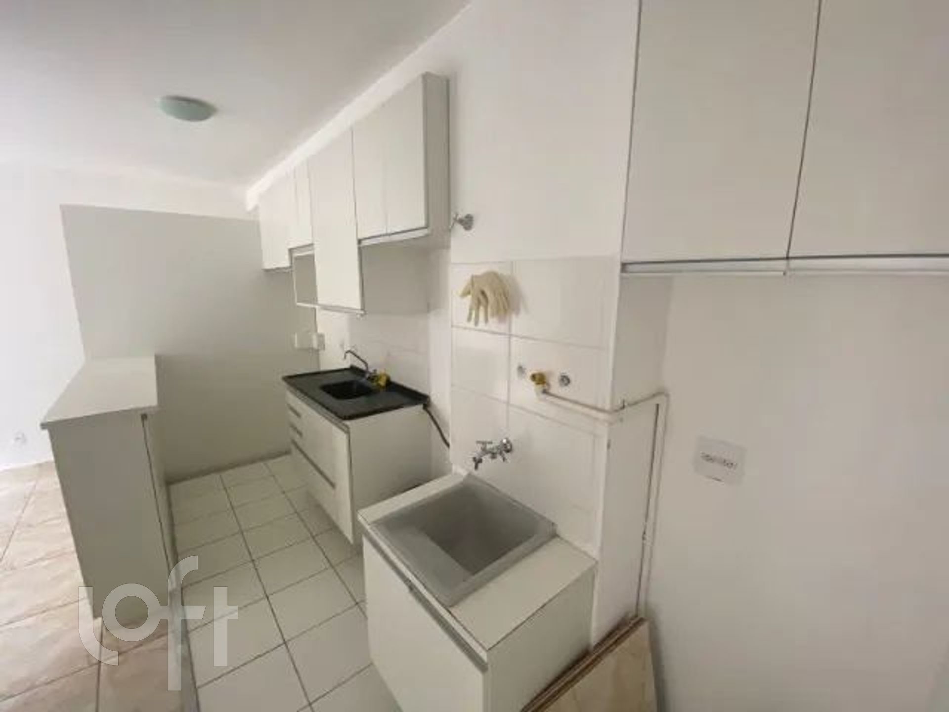 Apartamento à venda com 2 quartos, 40m² - Foto 5