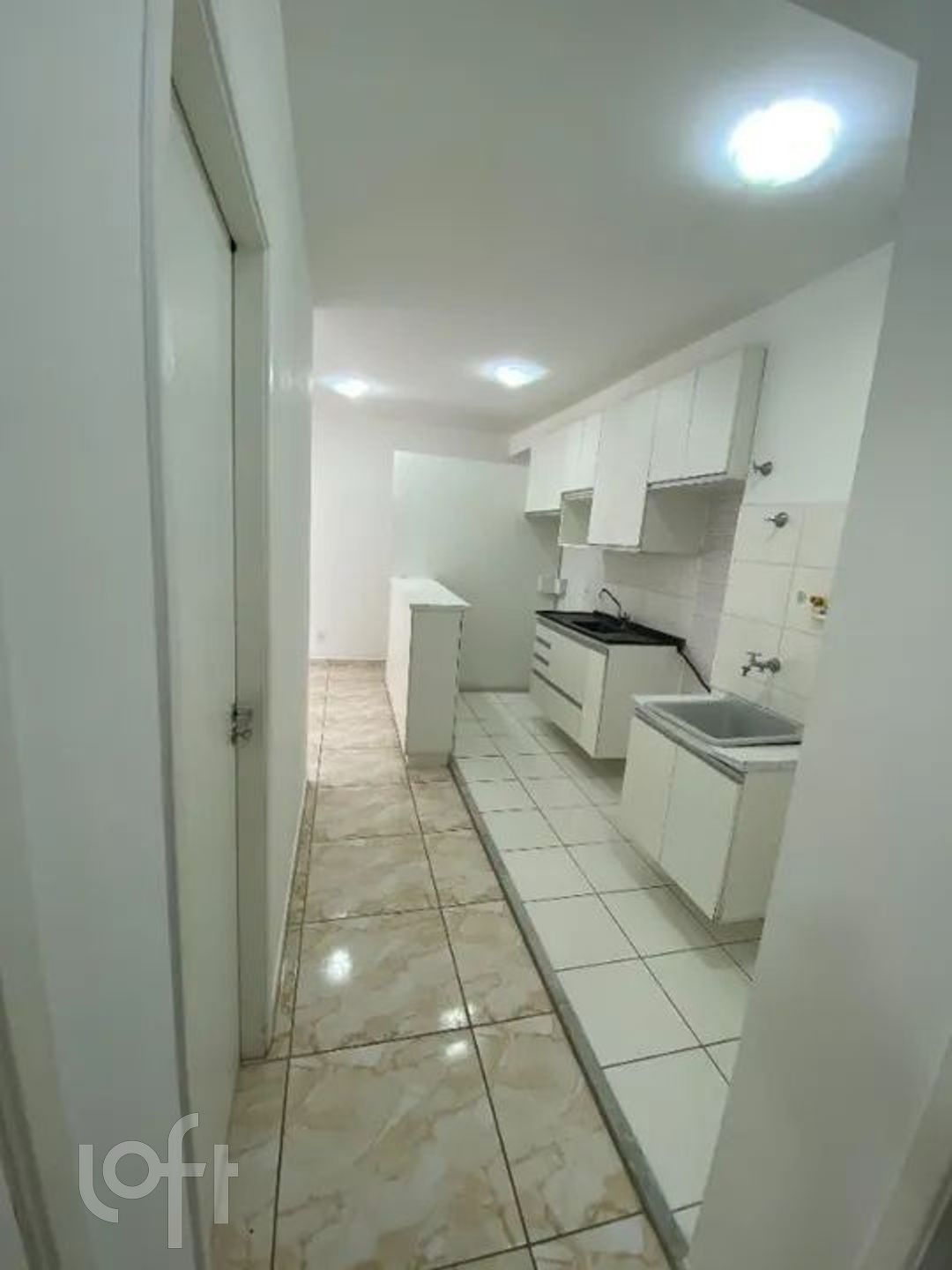 Apartamento à venda com 2 quartos, 40m² - Foto 6