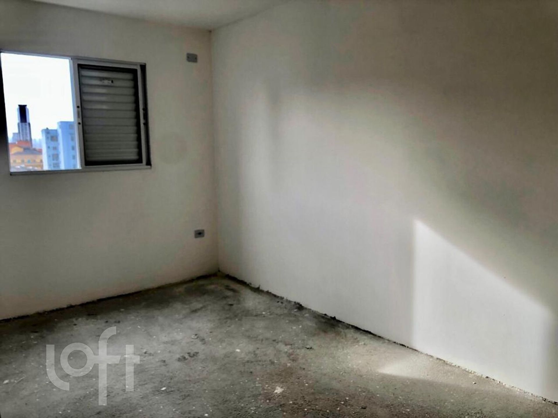 Apartamento à venda com 1 quarto, 44m² - Foto 2