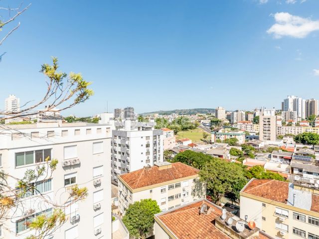 Apartamento com 156m², 2 dormitórios, 1 suíte, 2 vagas, Cristo Redentor em Porto Alegre