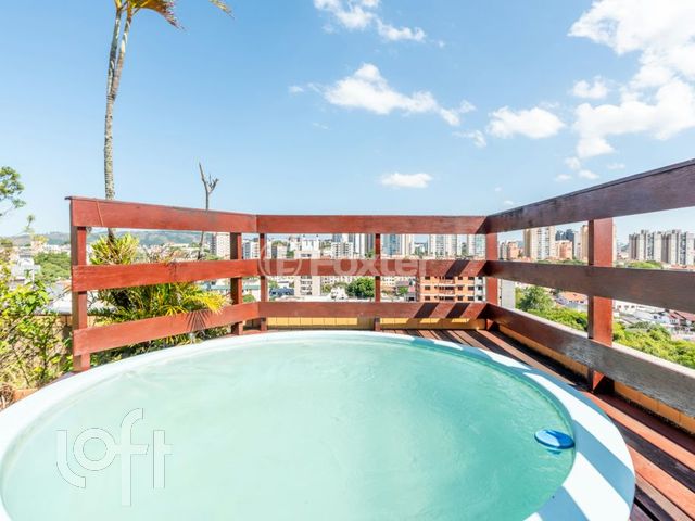 Apartamento com 156m², 2 dormitórios, 1 suíte, 2 vagas, Cristo Redentor em Porto Alegre