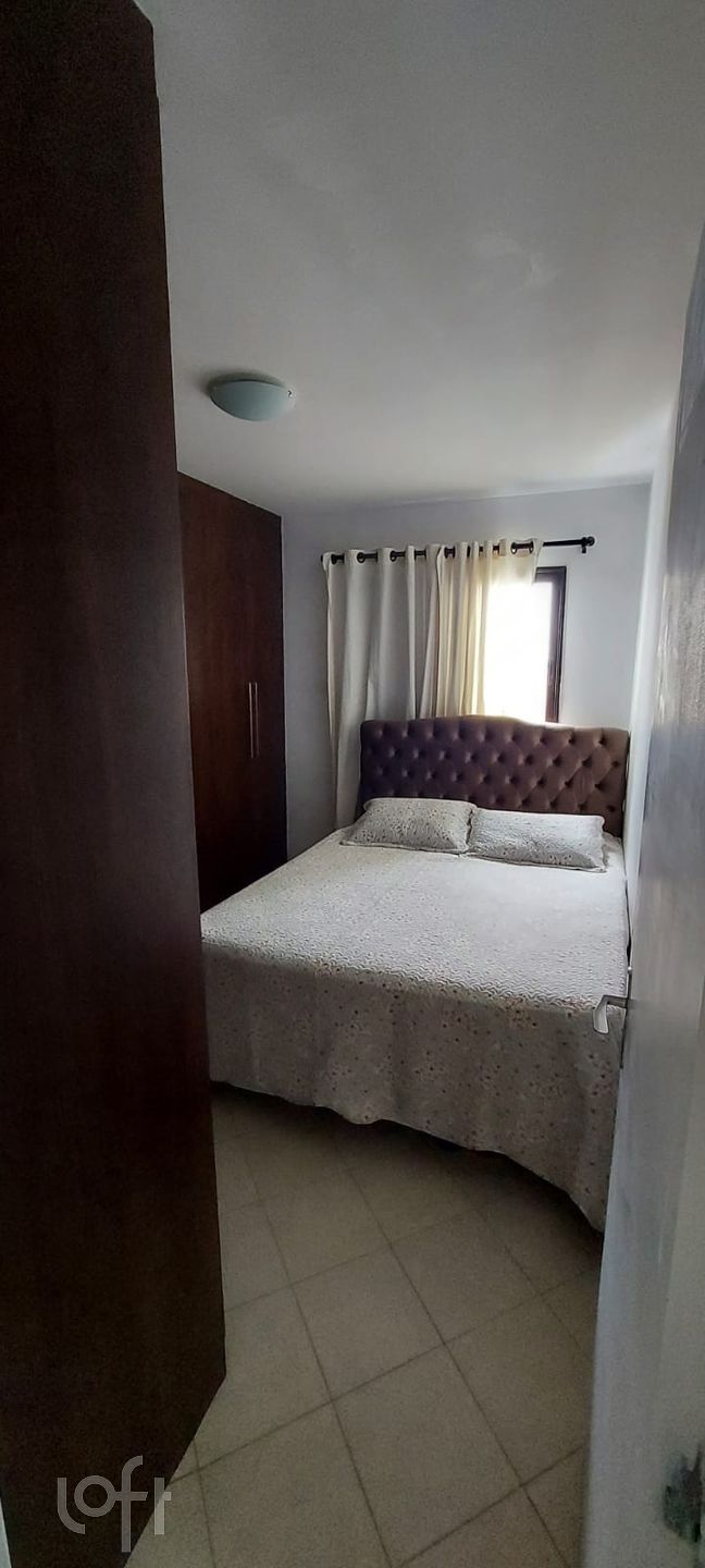 Apartamento à venda com 2 quartos, 62m² - Foto 12