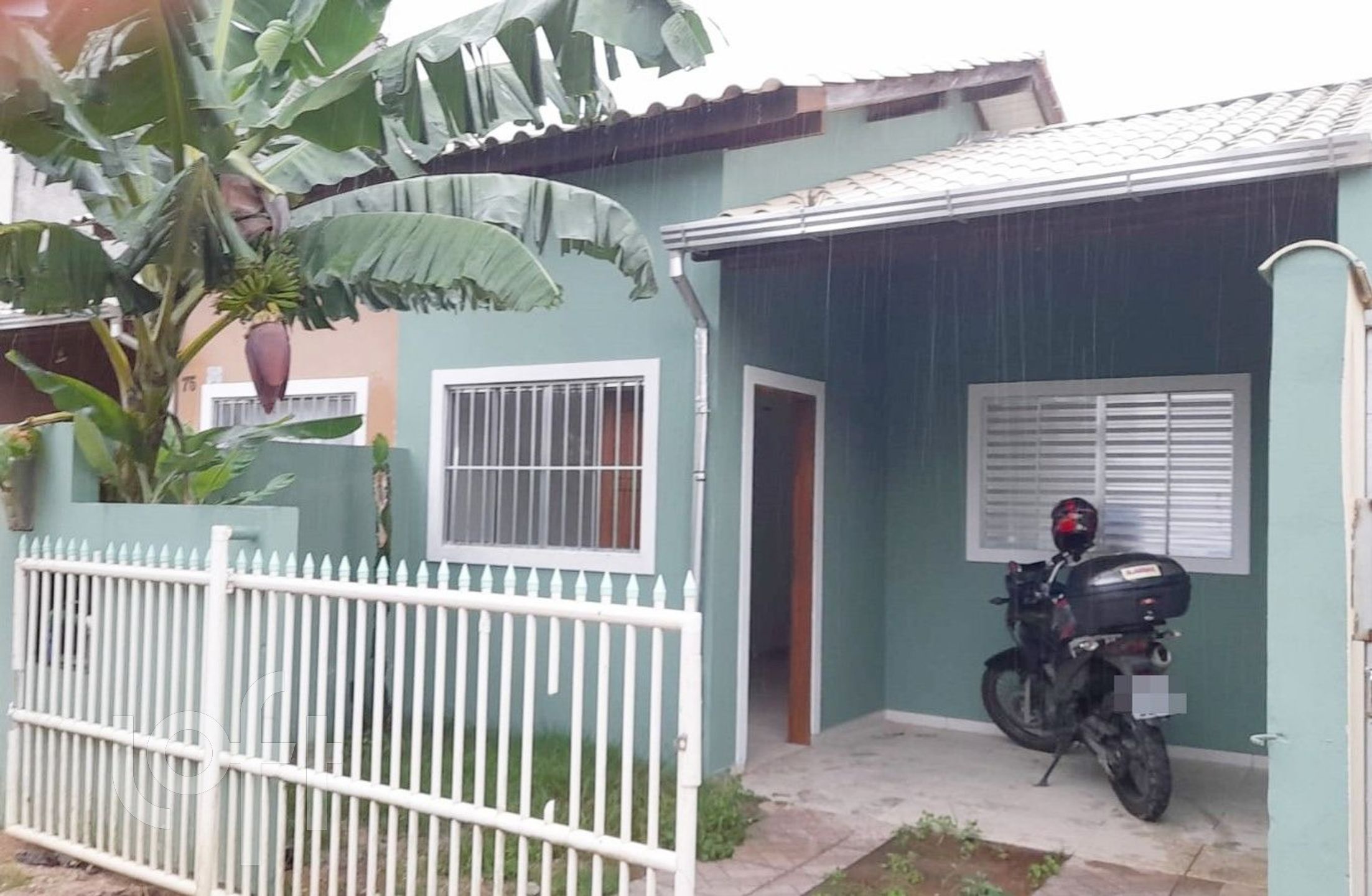 Casa Residencial com 45m², 2 quartos, 1 garagem, no bairro São João do Rio Vermelho em Florianópolis