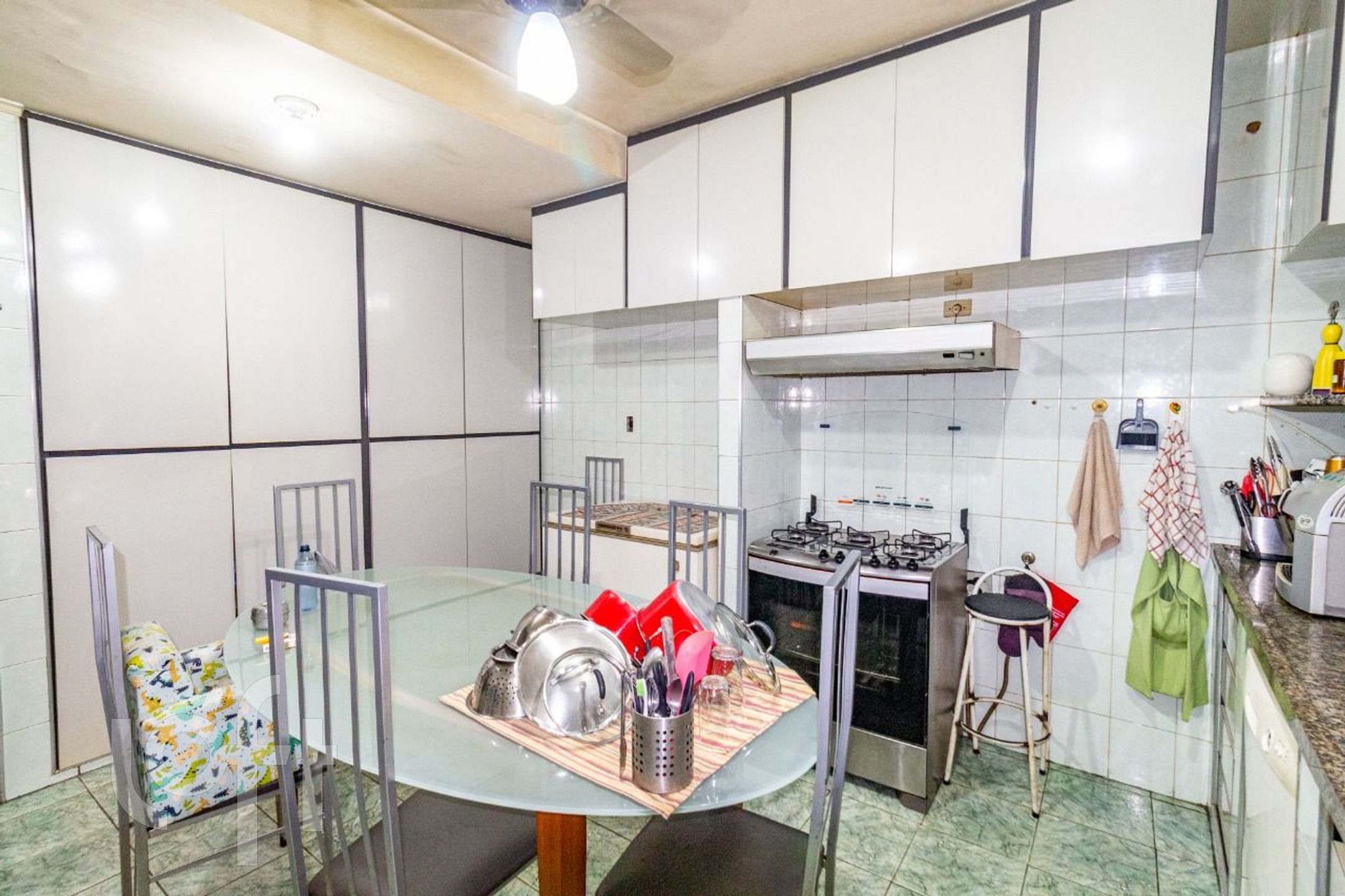 Casa à venda com 3 quartos, 180m² - Foto 8