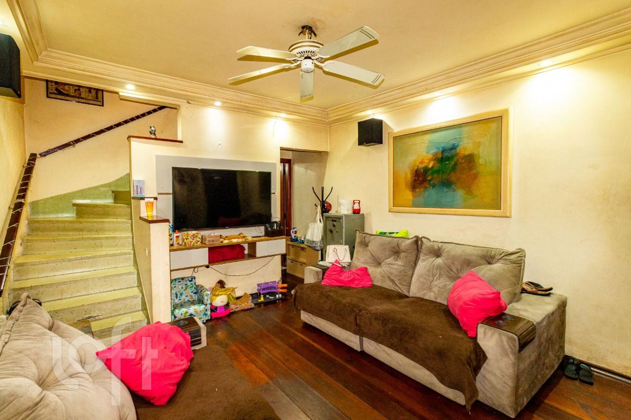 Casa à venda com 3 quartos, 180m² - Foto 3