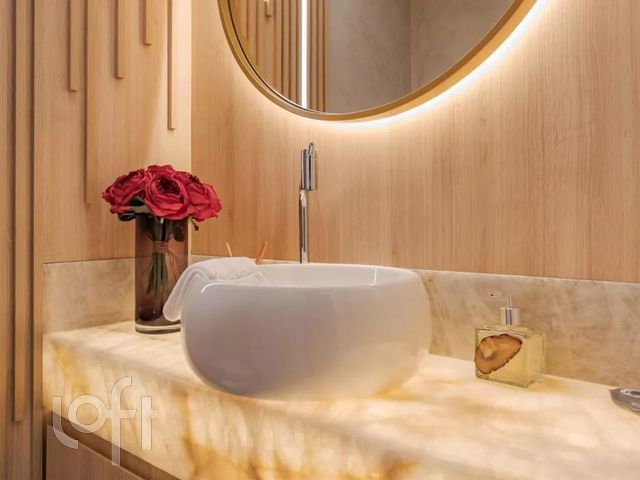 Apartamento com 138m², 3 dormitórios, 1 suíte, 2 vagas, Bela Vista em Porto Alegre