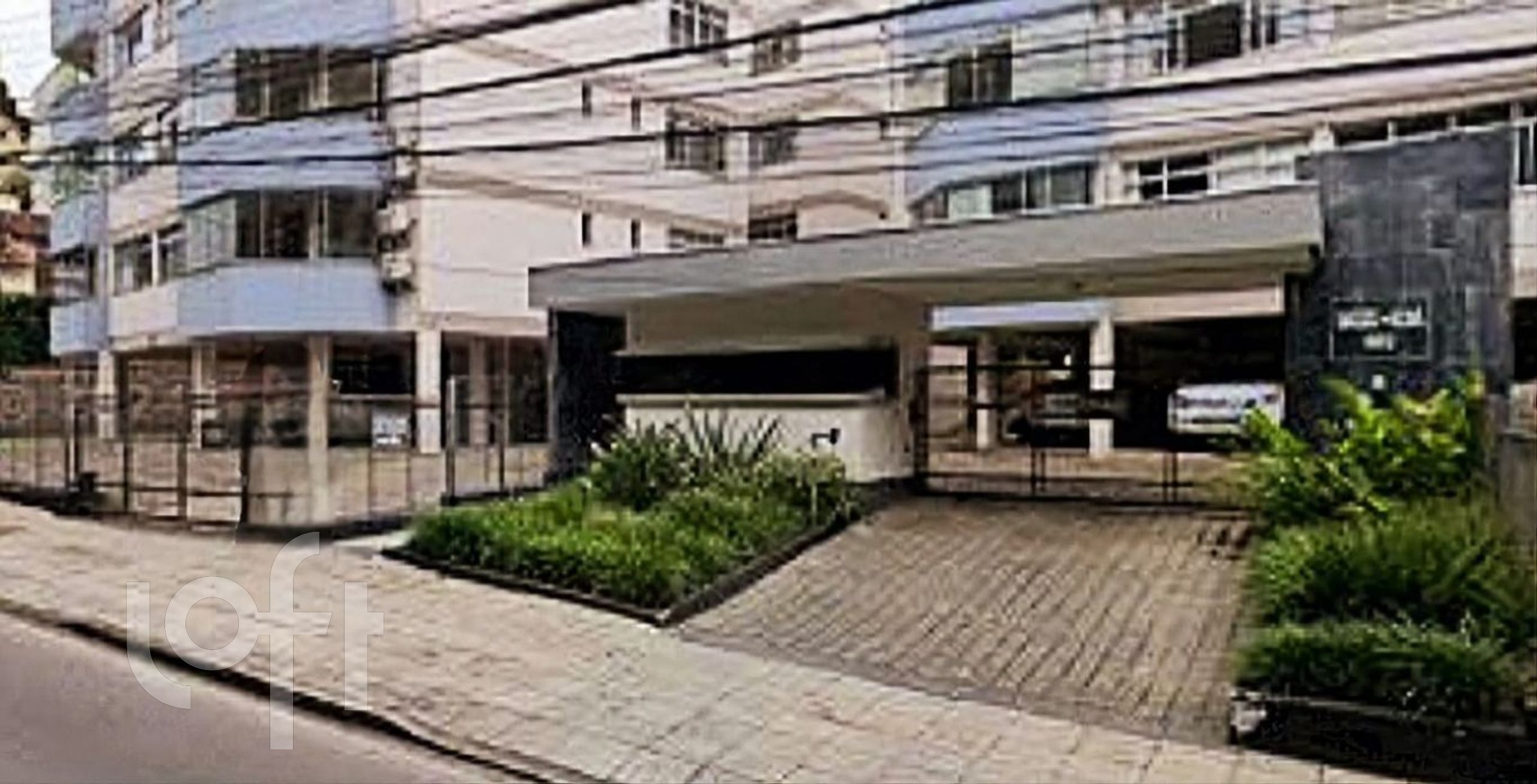 Apartamentos com 228m², 3 quartos, 1 suíte, 2 garagens, no bairro Córrego Grande em Florianópolis