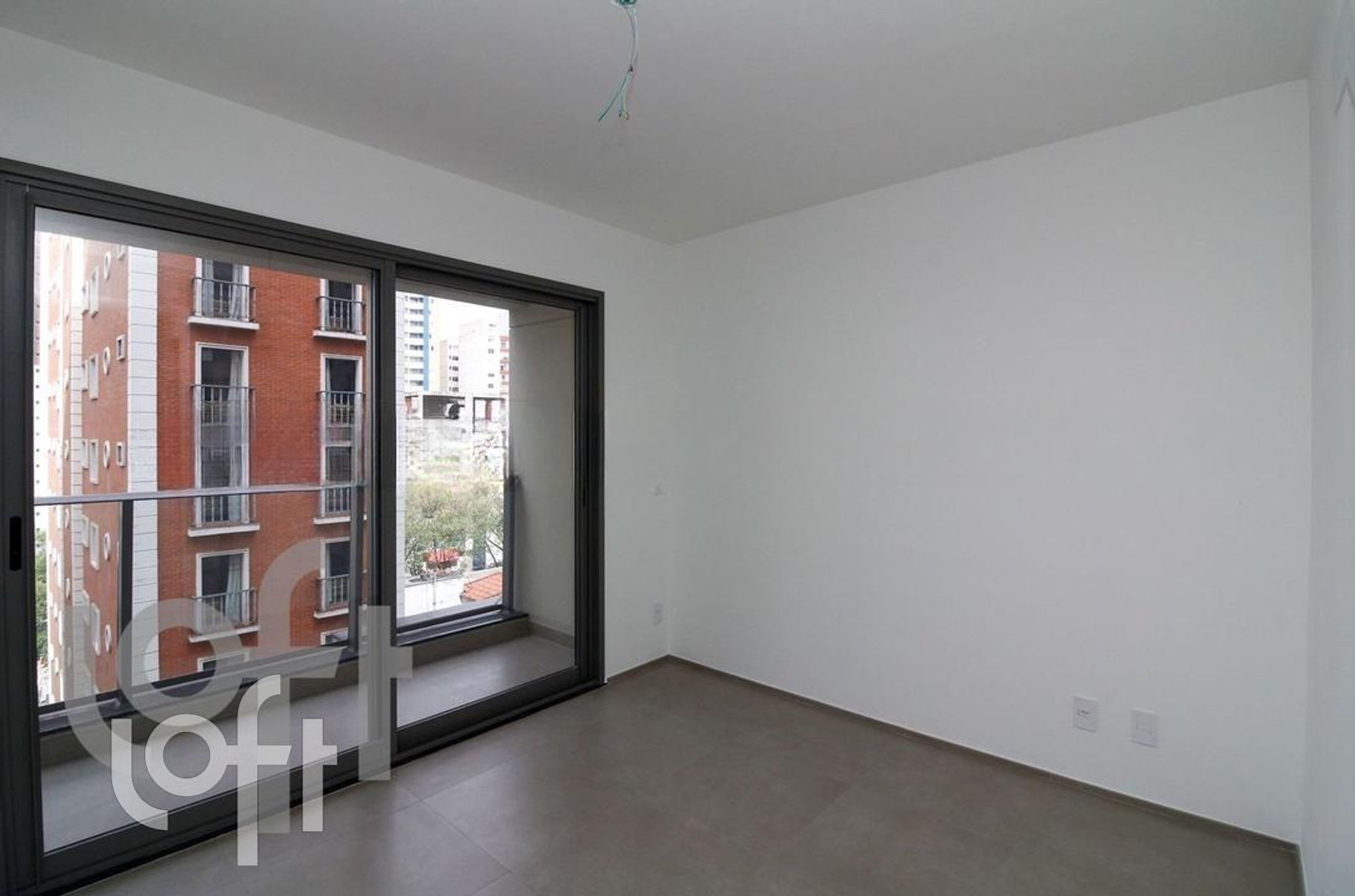 Apartamento à venda com 1 quarto, 28m² - Foto 11