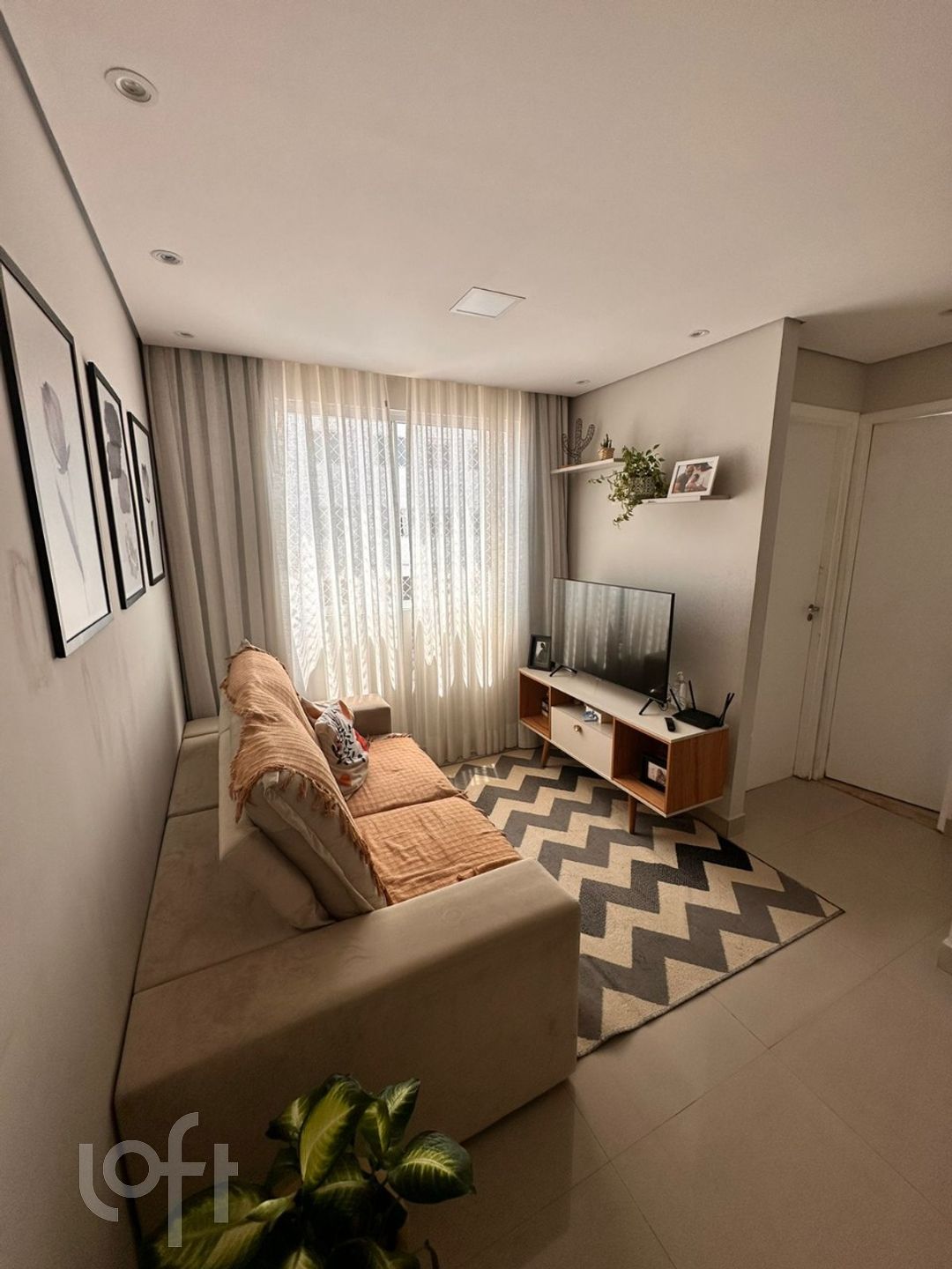 Apartamento à venda em Cidade Tiradentes com 40 m²