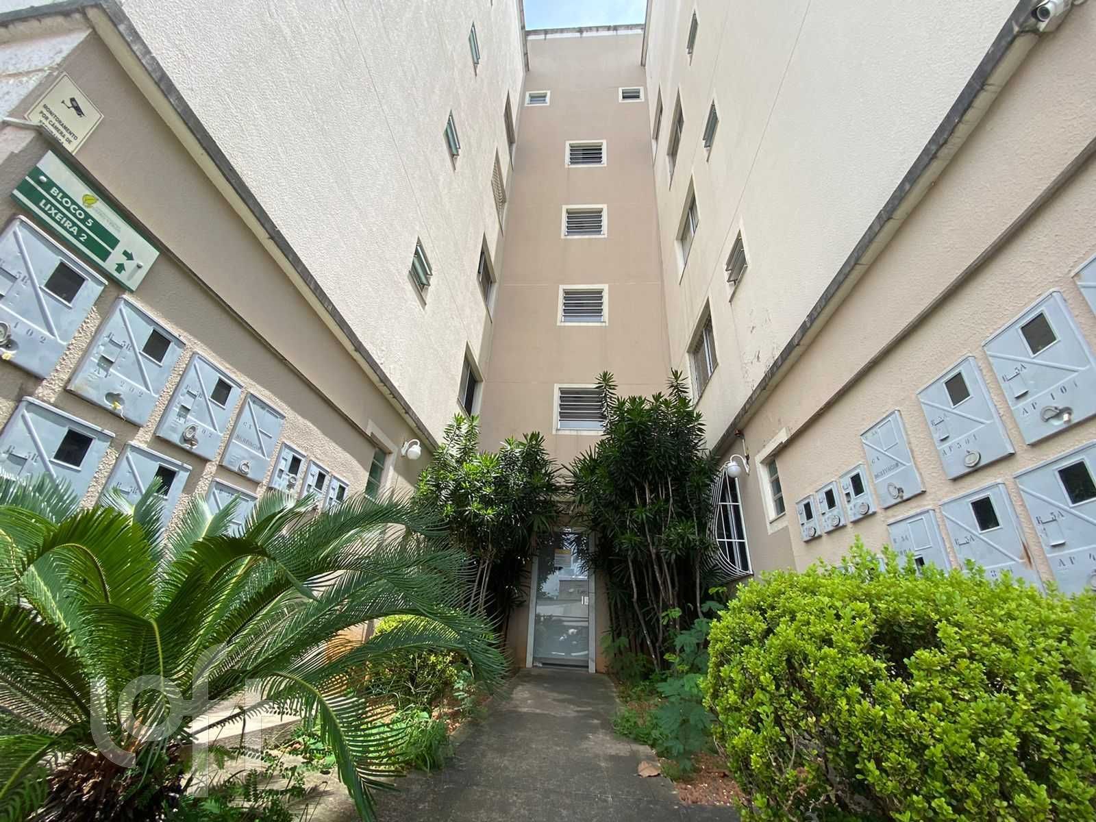 Apartamento à venda com 2 quartos, 90m² - Foto 2