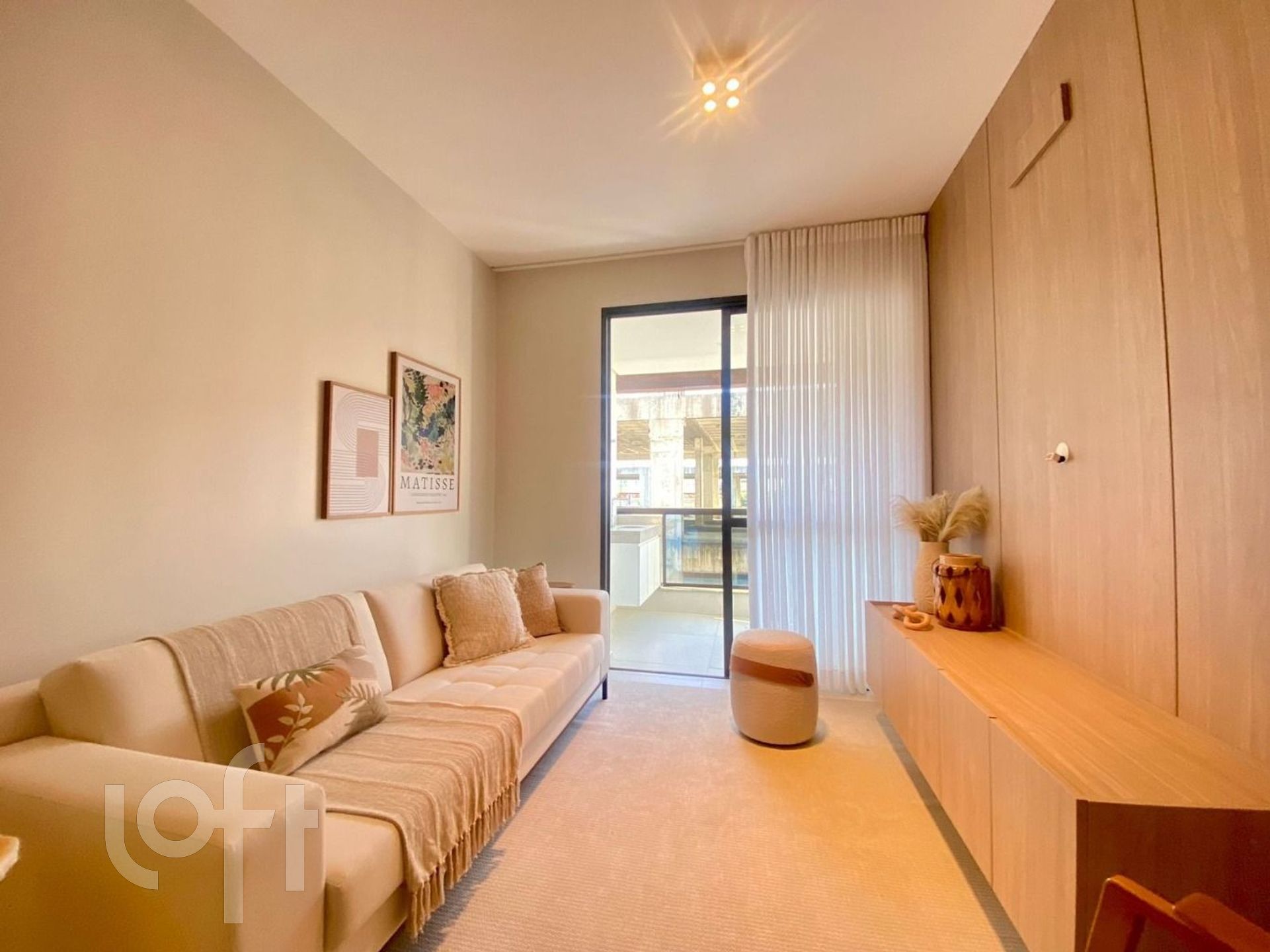 Apartamento à venda em Cachoeira do bom Jesus com 90 m², 3 quartos, 1 suíte, 1 vaga