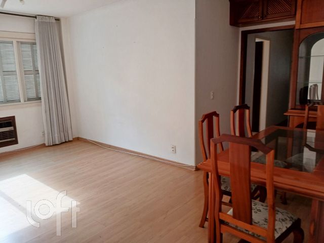 Apartamento com 103m², 3 dormitórios, 1 suíte, 1 vaga, Petrópolis em Porto Alegre