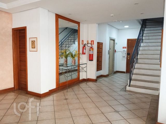 Apartamento com 103m², 3 dormitórios, 1 suíte, 1 vaga, Petrópolis em Porto Alegre