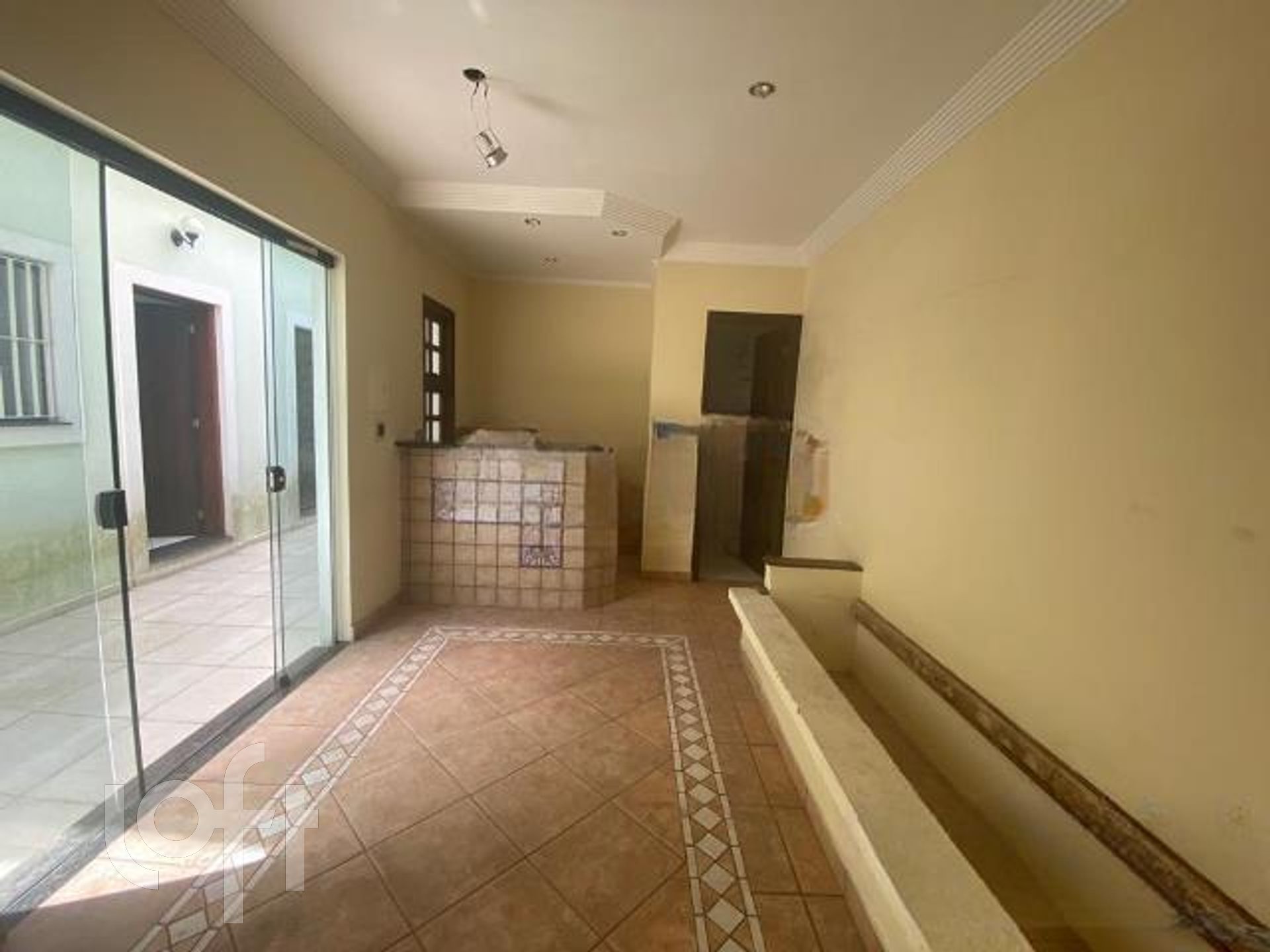 Casa à venda com 3 quartos, 250m² - Foto 9