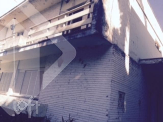 Casa com 383m², 3 dormitórios, Menino Deus em Porto Alegre