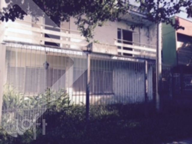 Casa com 383m², 3 dormitórios, Menino Deus em Porto Alegre