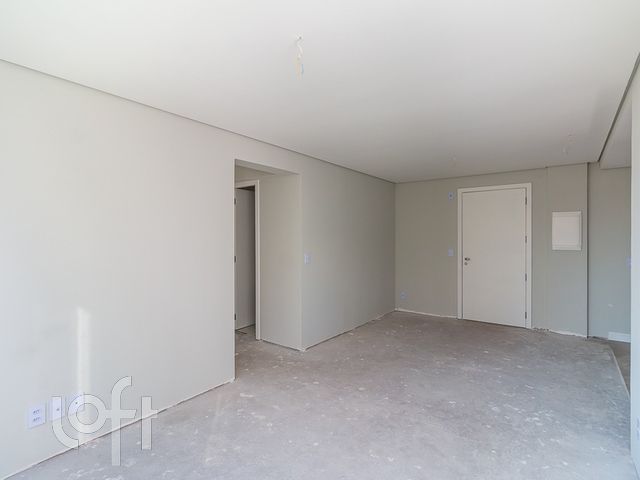 Apartamento com 84m², 3 dormitórios, 1 suíte, 2 vagas, Jardim Europa em Porto Alegre