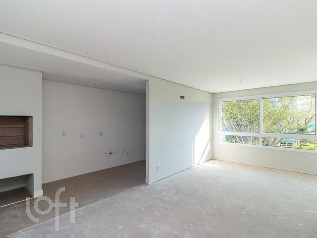 Apartamento com 84m², 3 dormitórios, 1 suíte, 2 vagas, Jardim Europa em Porto Alegre