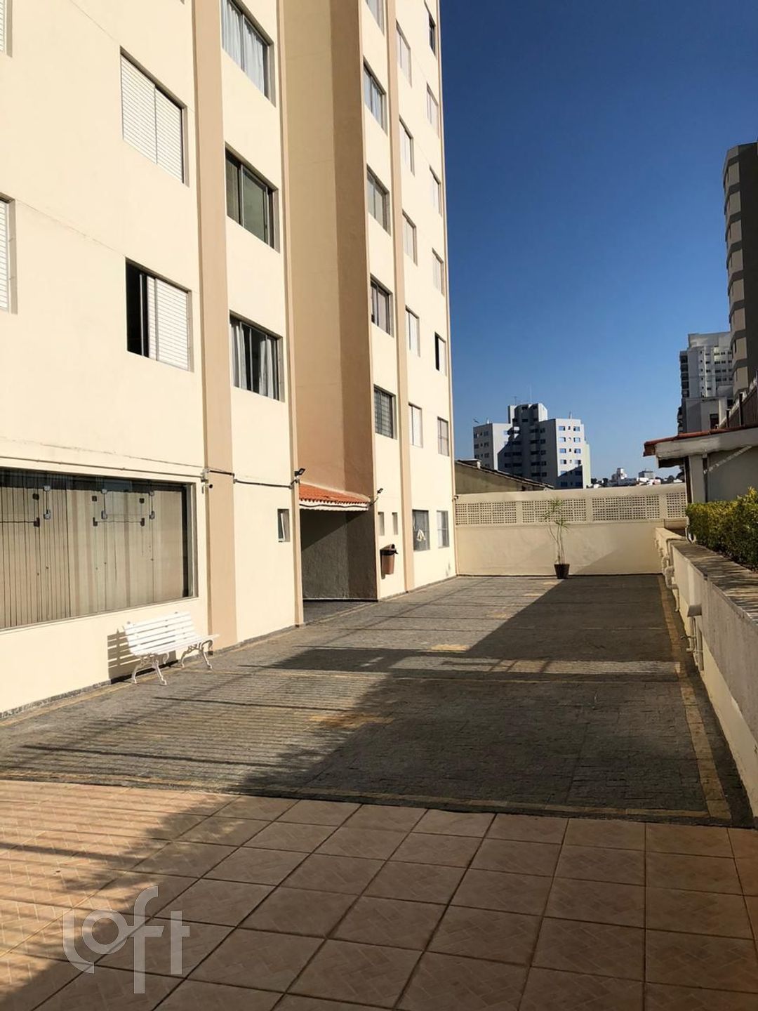 Apartamento à venda com 2 quartos, 60m² - Foto 19