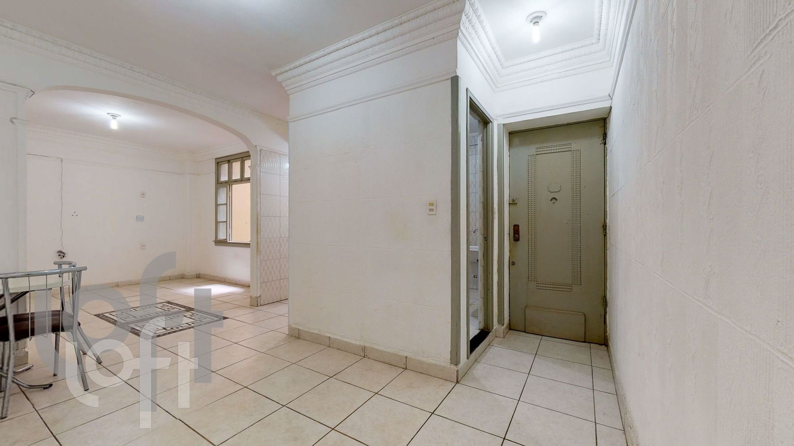 Apartamento à venda com 1 quarto, 32m² - Foto 1