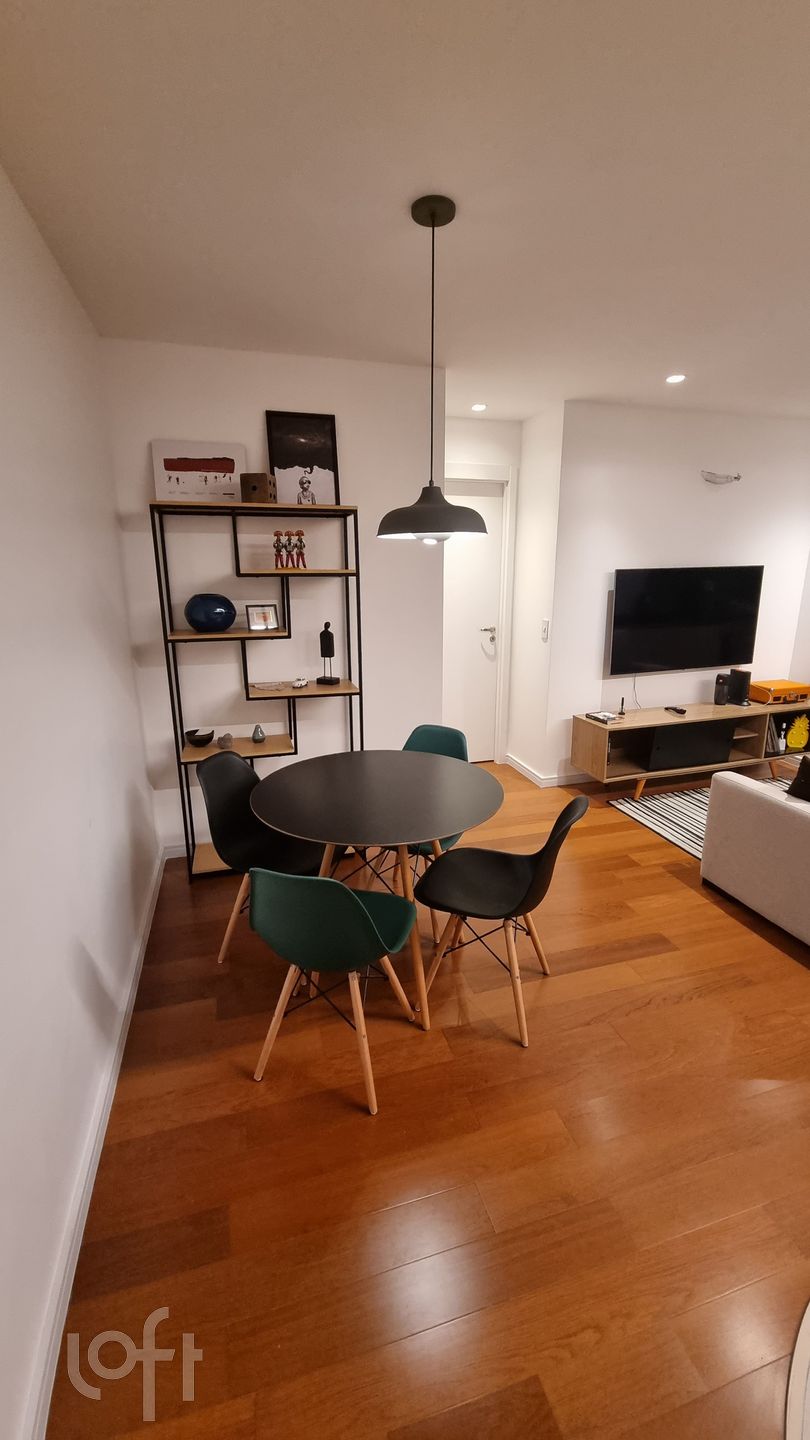 Apartamento à venda com 2 quartos, 76m² - Foto 5