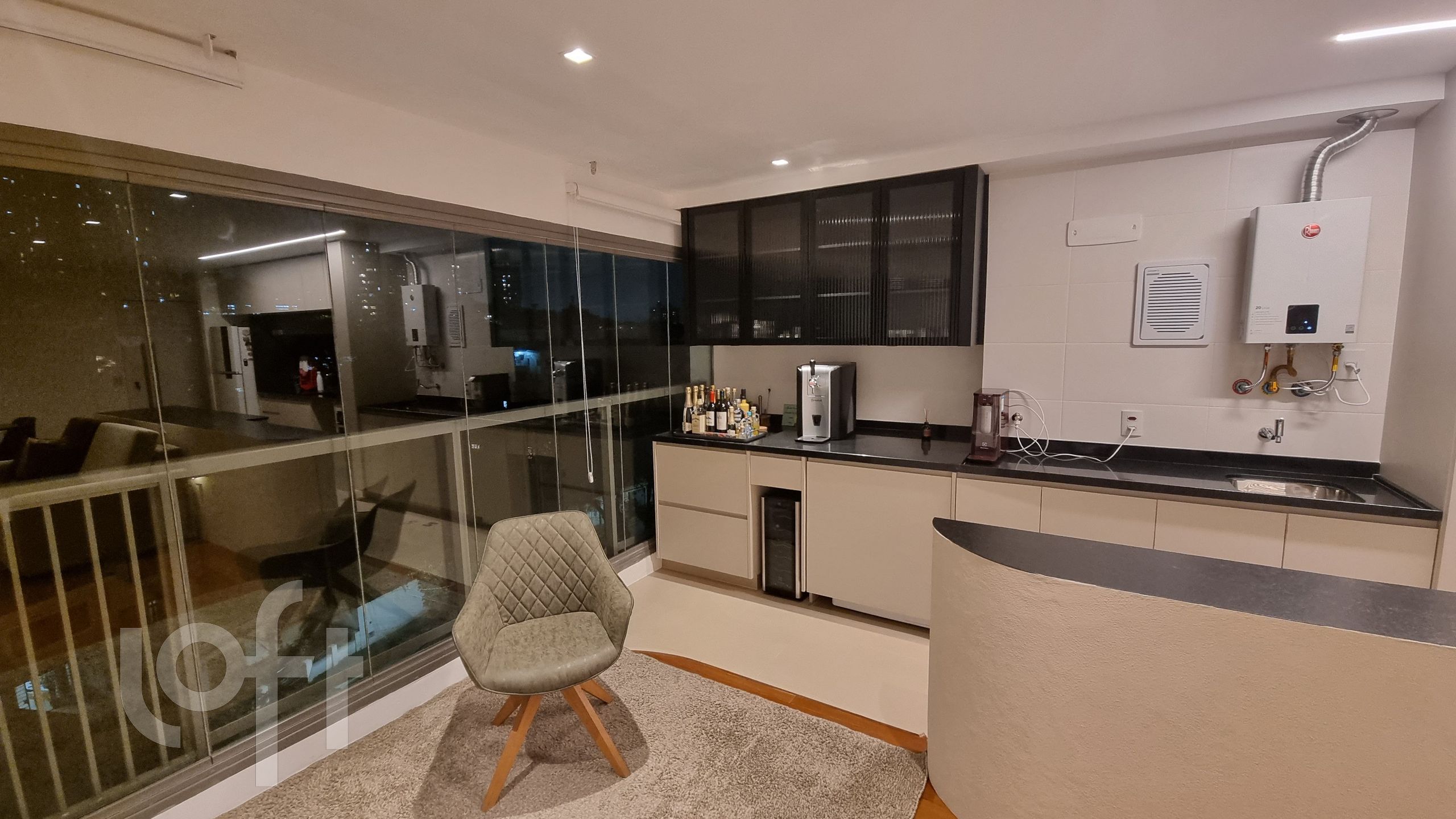 Apartamento à venda com 2 quartos, 76m² - Foto 3