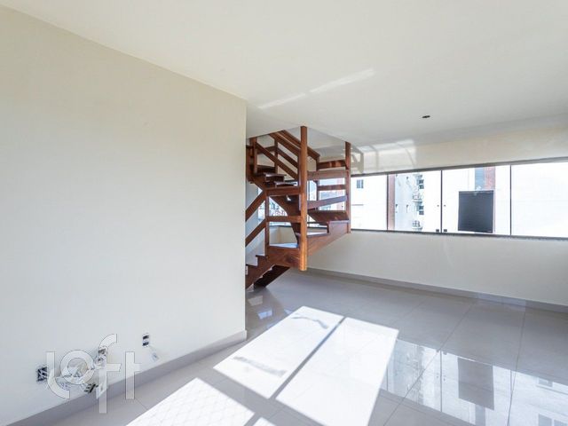 Apartamento com 160m², 2 dormitórios, 1 suíte, 1 vaga, Santana em Porto Alegre