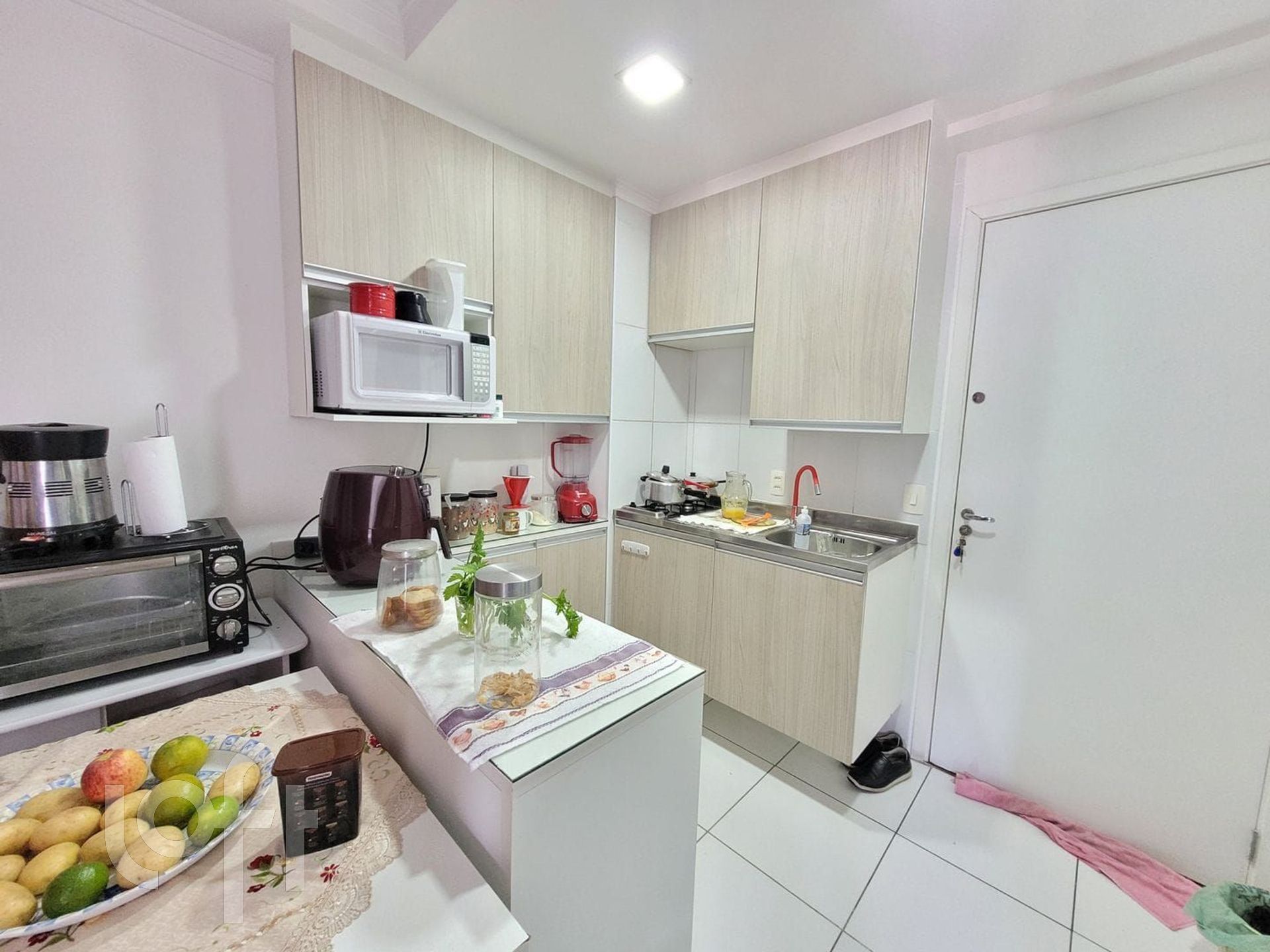 Apartamento à venda com 1 quarto, 52m² - Foto 3